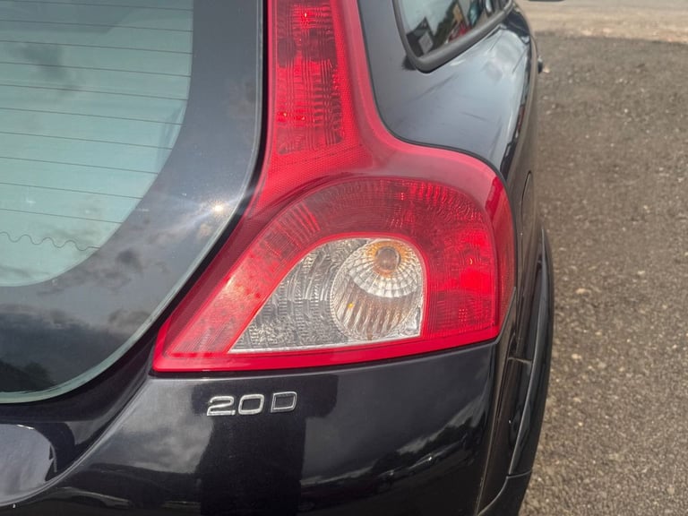 2009 Volvo C30 2.0D R-Design Sport Coupe 2dr Diesel Manual (151 g/km, 134 bhp) Coupe Diesel Manual