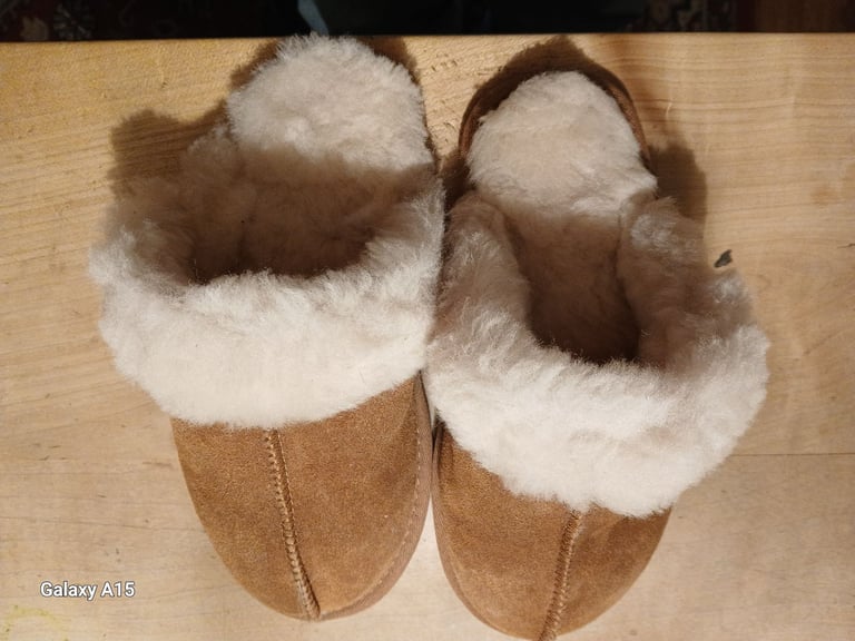 Sheepskin slippers