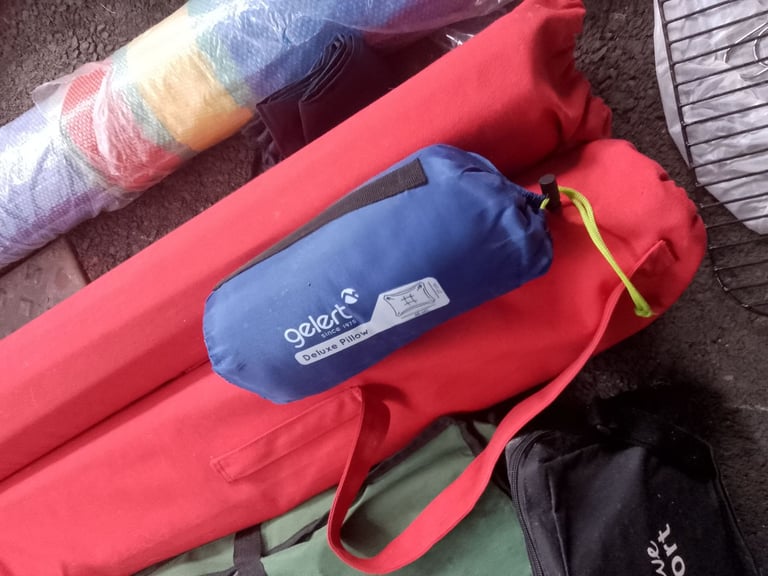 6 PERSON AIR TENT