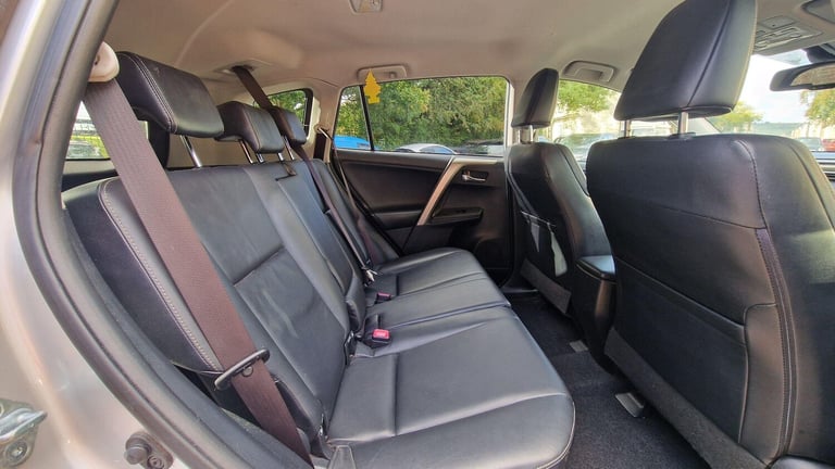 2014 Toyota RAV4 2.0 D-4D Invincible 4WD Euro 5 (s/s) 5dr ESTATE Diesel Manual