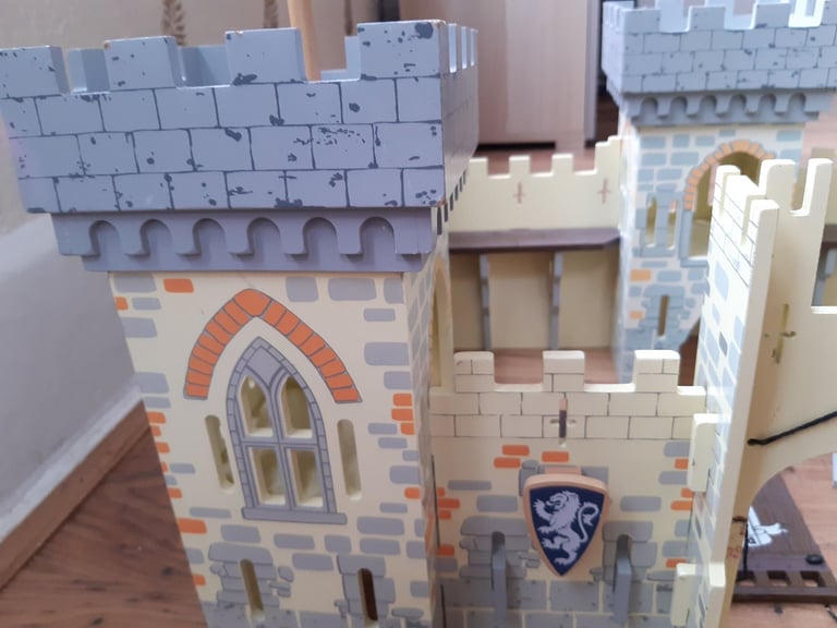 Papo Toy Weapon Master Castle