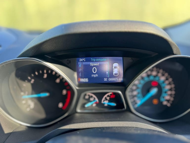 2016 Ford Kuga 2.0 TDCi EcoBlue Zetec Powershift AWD Euro 6 (s/s) 5dr HATCHBACK Diesel Automatic