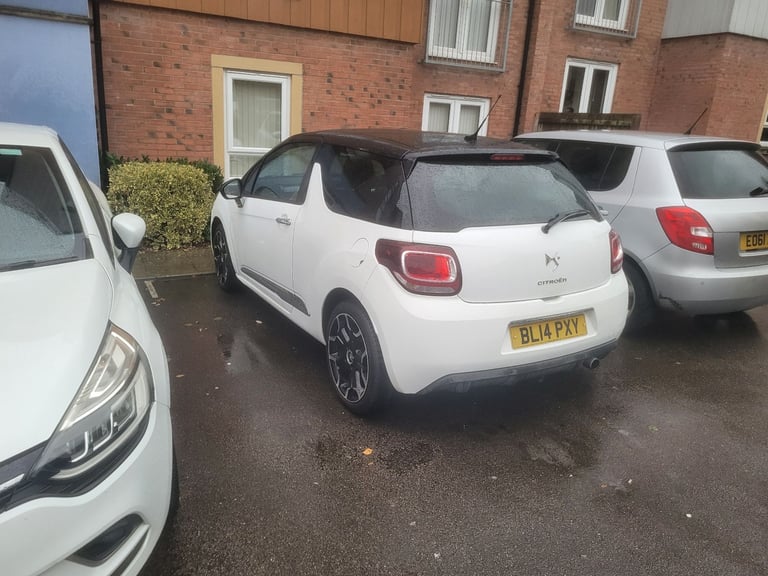 Citroen, DS3, Hatchback, 2014, Manual, 1598 (cc), 3 doors