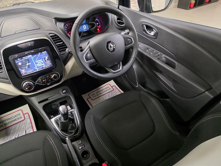 RENAULT CAPTUR 0.9 Iconic TCe 90 MY18 Blue Manual WARRANTY 12 MONTHS MOT