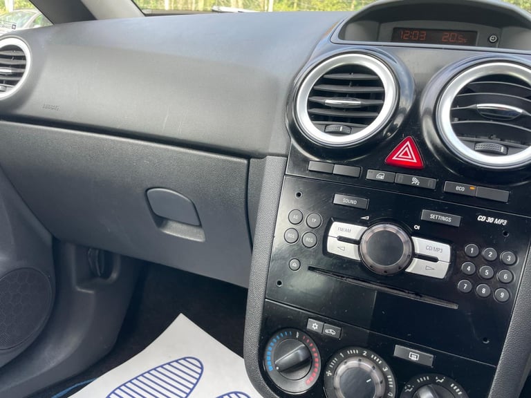 VAUXHALL CORSA 1.4 TURBO BLACK EDITION 62 REG SERVICE HISTORY 12 MONTHS MOT LOW INSURANCE