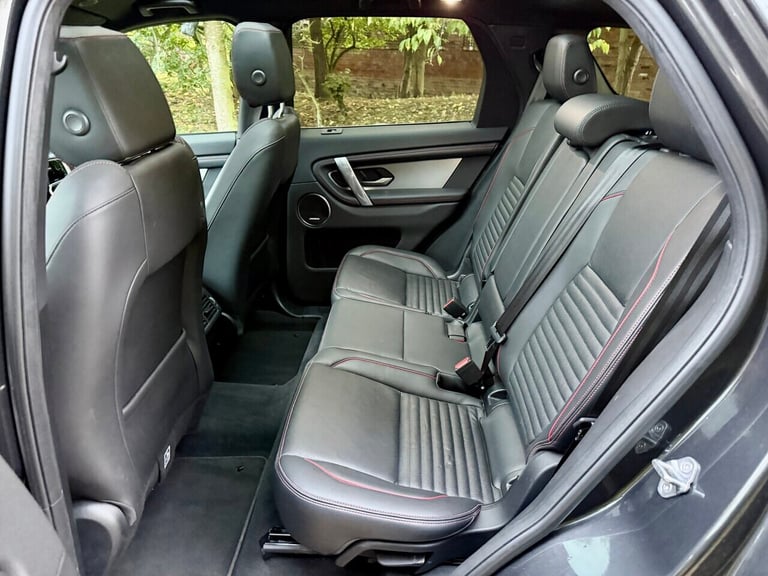 2023 Land Rover Discovery Sport 1.5 P300e R-Dynamic SE 5dr Auto [5 Seat] ESTATE PETROL/ELECTRIC A...