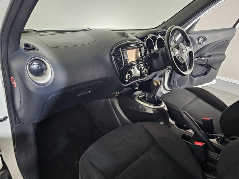 2013 Nissan Juke 1.6 n-tec Euro 5 5dr (17in Alloy) HATCHBACK Petrol Manual