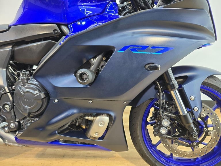 Yamaha R7 700 Blue 2022 - Low Mileage, One Owners, Full Service History, 3 Keys