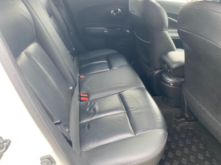 2014 Nissan Juke 1.5 dCi Tekna 5dr HATCHBACK Diesel Manual