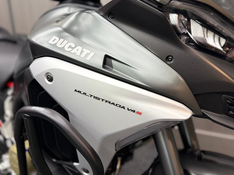 2021 21 Ducati Multistrada V4S 1158 Euro 5 - AKRAPOVIC - RADAR - CARBON - FDSH
