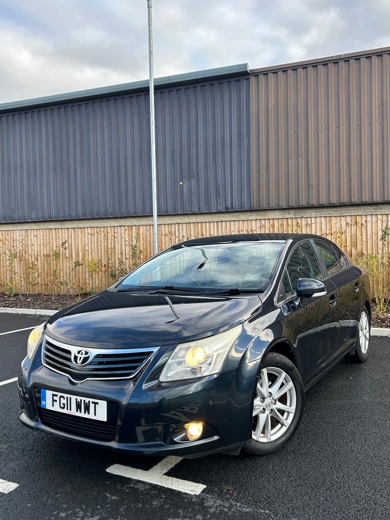 TOYOTA AVENSIS PETROL LPG 
