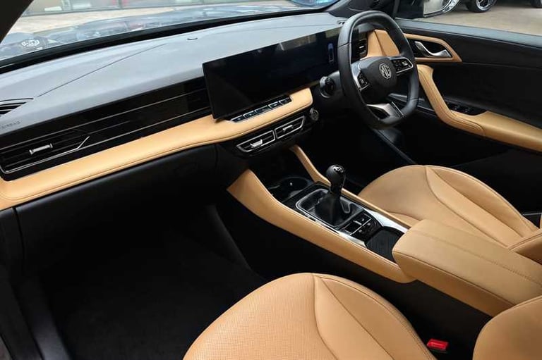 2024 MG MG HS 1.5 T-GDI Trophy SUV 5dr Petrol Manual Euro 6 (s/s) (169 ps) SUV Petrol Manual