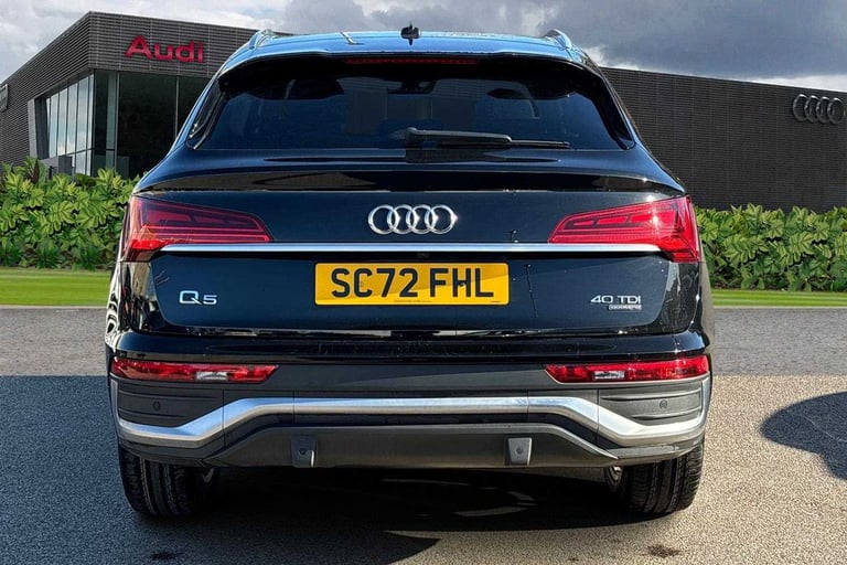 2022 Audi Q5 40 TDI Quattro S Line 5dr S Tronic SUV Diesel Automatic