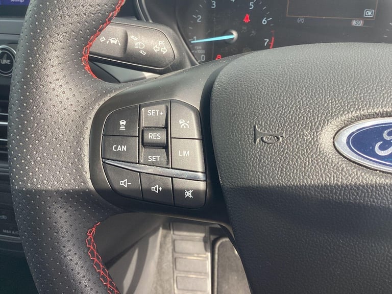  Ford Focus Focus ST-Line Style 5 door 1.0L EcoBoost 125PS FWD 6 Speed Manual Petrol Manual