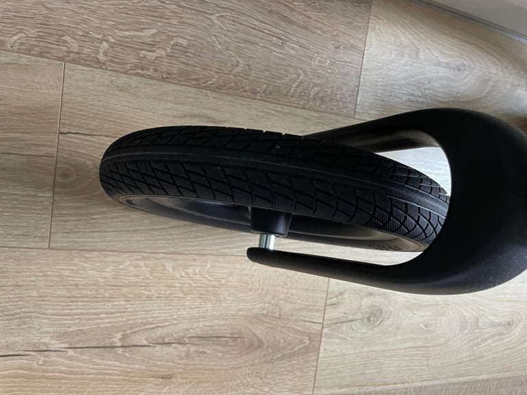 Aiyaplay Children’s unisex balance bike