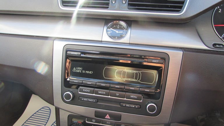 2013 Volkswagen Passat 2.0 TDI Bluemotion Tech SE 4dr DSG SALOON Diesel Automatic