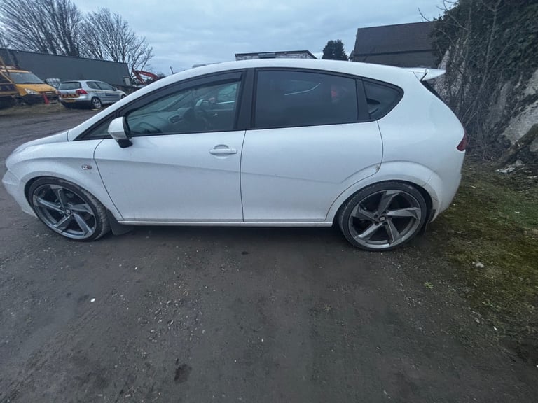 Seat, LEON, Hatchback, 2011, Manual, 1598 (cc), 5 doors