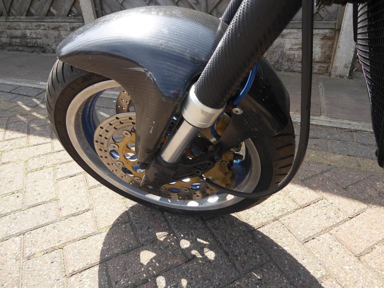 YAMAHA FZX750 E REG ZRX SWING ARM WHEEL MILIE 1000 UPSIDE DOWN FRONT END