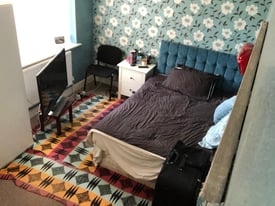 Double Bedroom in Stockport