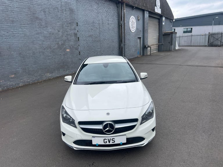 MERCEDES-BENZ CLA 2.1 CLA200d Sport 2017