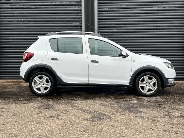 DACIA SANDERO STEPWAY 0.9 Stepway Ambiance TCe 90 2014