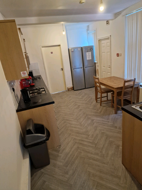 Large Double Room to rent Liverpool L9, 