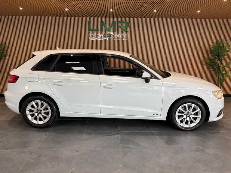 AUDI A3 1.6 TDI SE 2014
