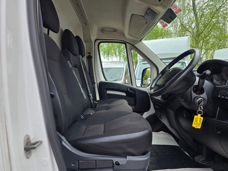2020 PEUGEOT BOXER 2.2 BlueHDi LWB L3 H2 Professional Van 140ps (LOW MILEAGE)