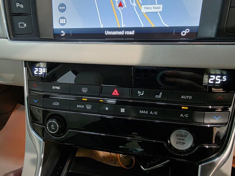 2017 Jaguar XF PRESTIGE Saloon Diesel Automatic