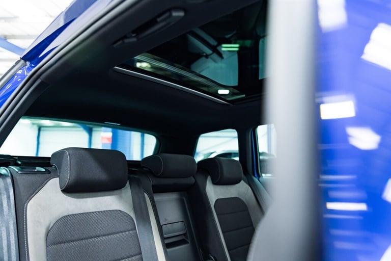 2017 Volkswagen Golf 2.0 TSI R 5dr DSG ESTATE PETROL Semi Automatic