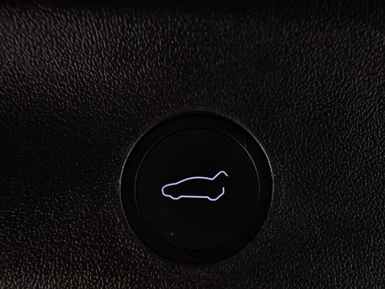 2022 Tesla Model Y (Dual Motor) Long Range Auto 4WDE 5dr MPV Electric Automatic