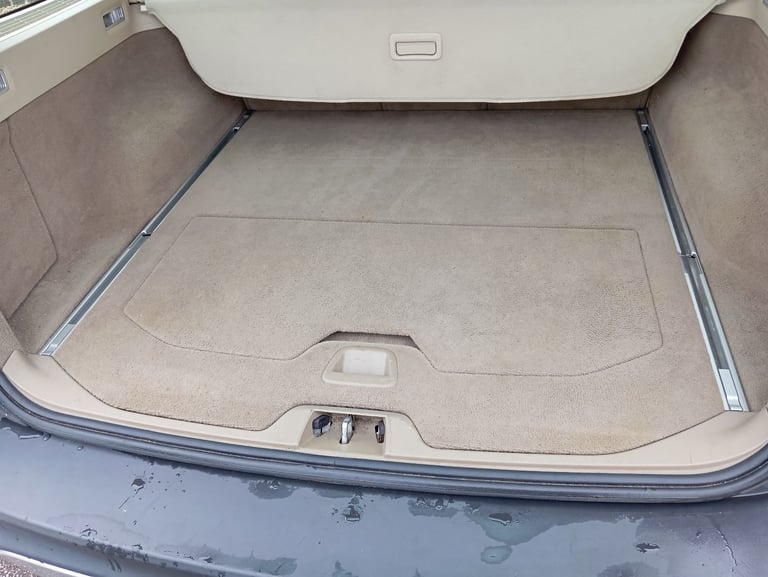 Volvo, XC70, Estate, 2008, Manual, 2400 (cc), 5 doors