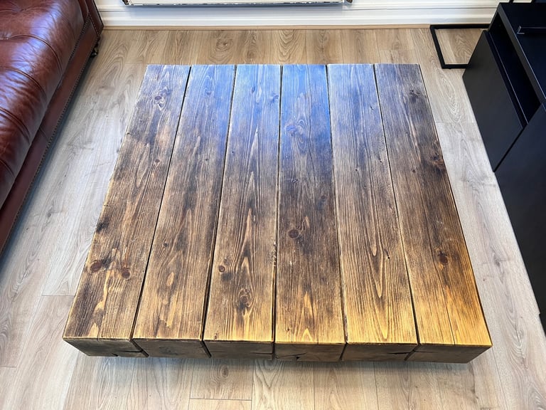 Valmiera Reclaimed Wood 110cm Log Coffee Table – Housing Units