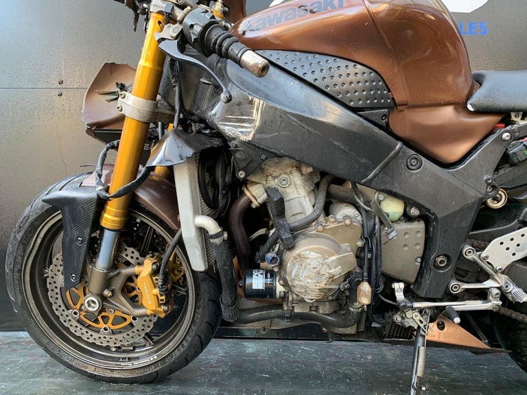 KAWASAKI ZX6 PROJECT BIKE HPI CLEAR