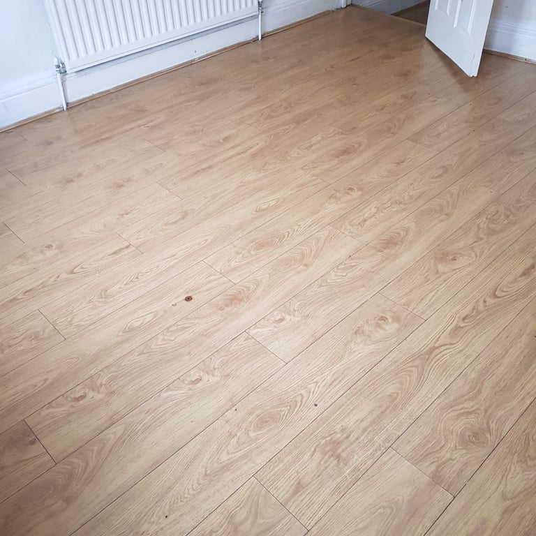 2 bed flat aboves shops Caldmore