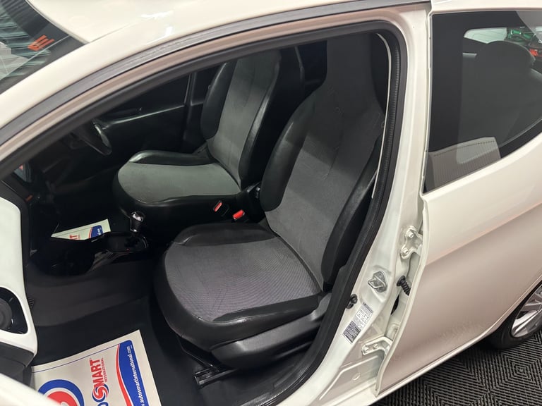 2014 Toyota AYGO 1.0 VVT-i X-Pression 5dr x-shift HATCHBACK Petrol Manual