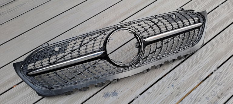 image for Mercedes Benz OE A Class W177 front radiator grille 15361264 and trim