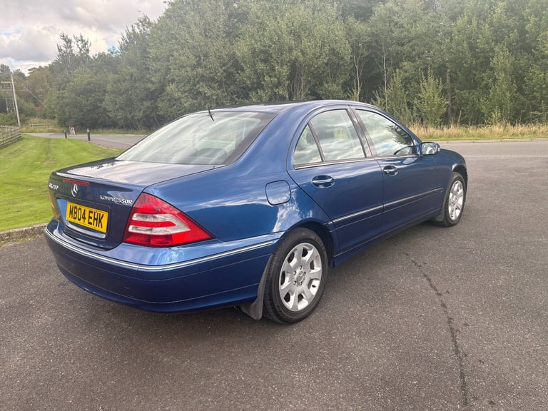 2004 Mercedes-Benz C-Class C200K Elegance SE 4dr Auto SALOON Petrol Automatic