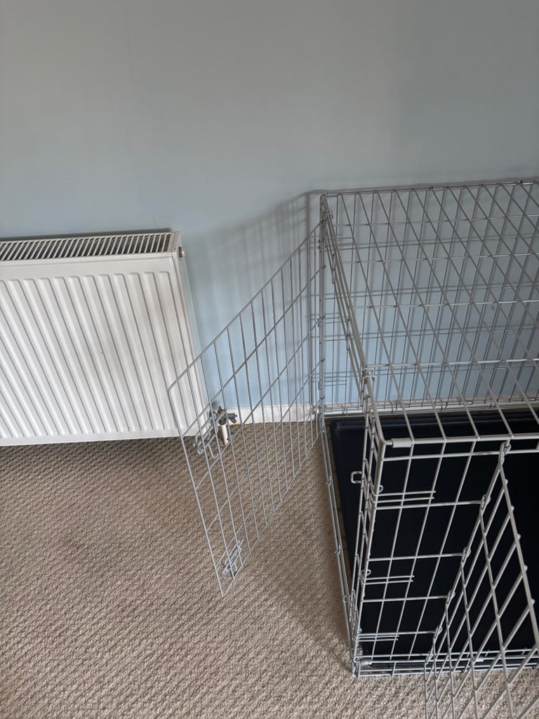 Pats at home new large grey crate 