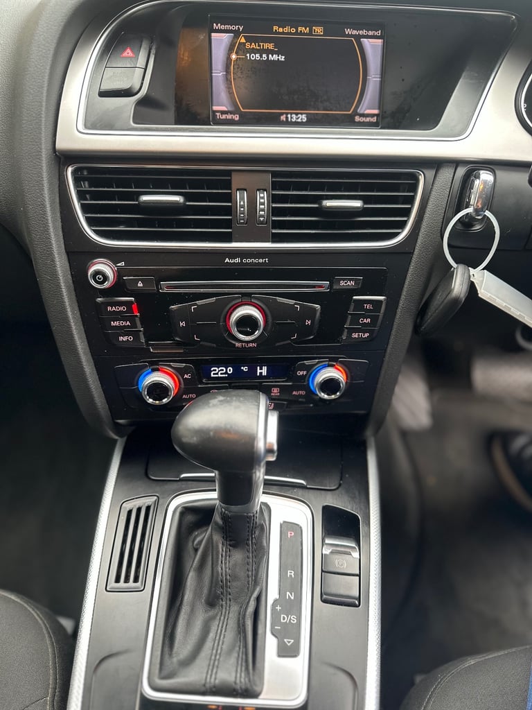 Audi, A4, Estate, 2012, Semi-Auto, 1968 (cc), 5 doors