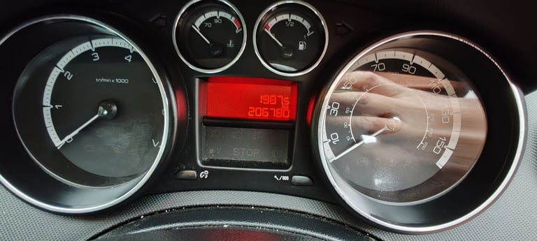 Peugeot, 308, Hatchback, 2011, Manual, 1598 (cc), 5 doors