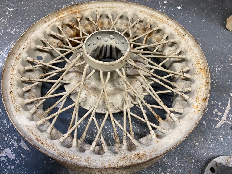 Wire wheels (4)