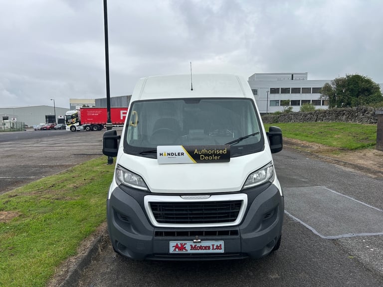 2017-17 reg Peugeot boxer 435 L3H2 blue hdi lwb 130bhp 