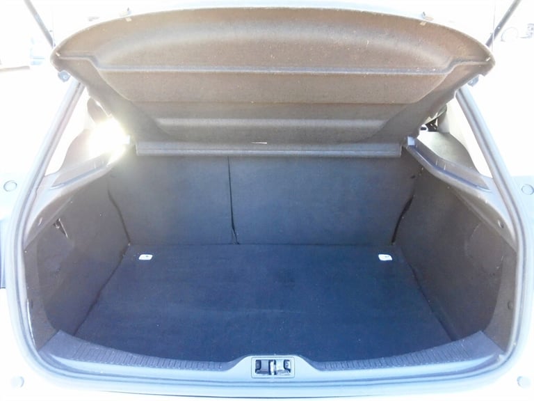 2015 Renault Megane 1.5 dCi Dynamique Nav 5dr HATCHBACK DIESEL Manual