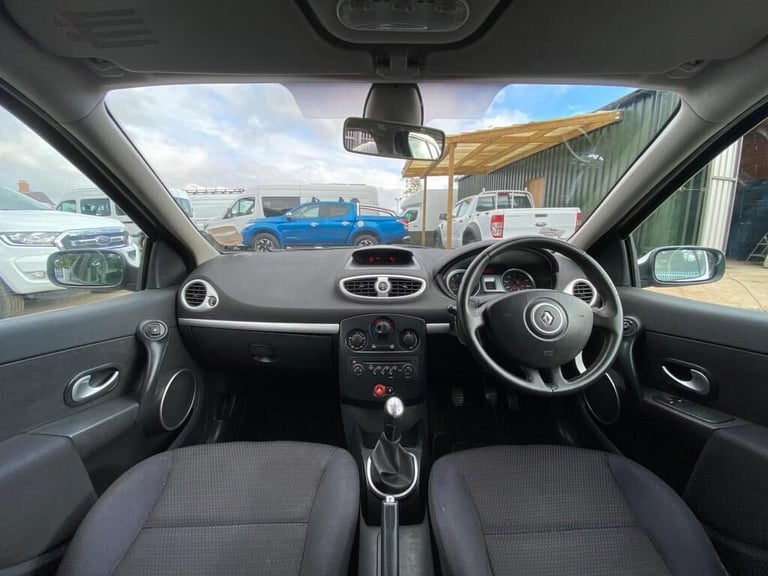 2008 Renault Clio 1.2 TCe 16v Dynamique Hatchback 5dr Petrol Manual (139 g/km, 100 bhp) Hatchback...