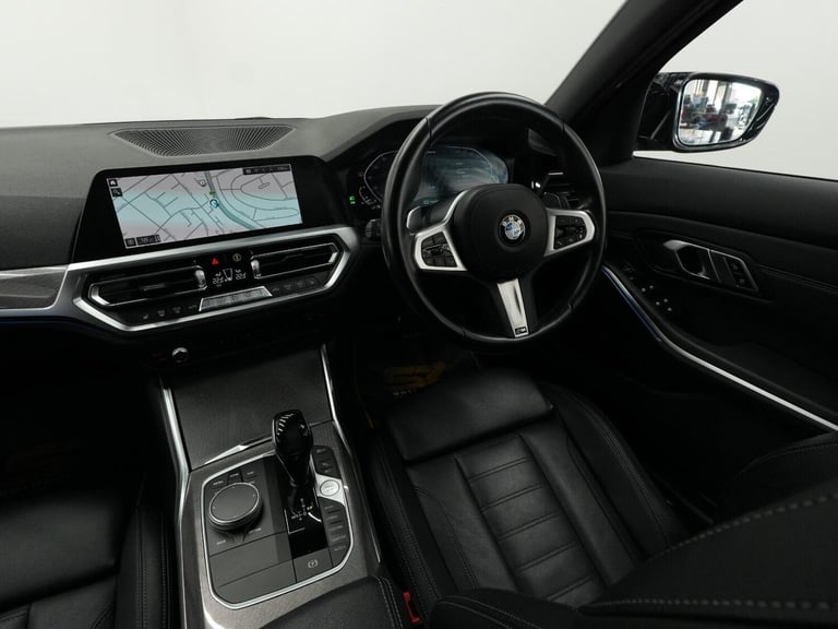 2021 BMW 3 Series 2.0 330e 12kWh M Sport Pro Edition Auto Euro 6 (s/s) 4dr SALOON Petrol/Electric...