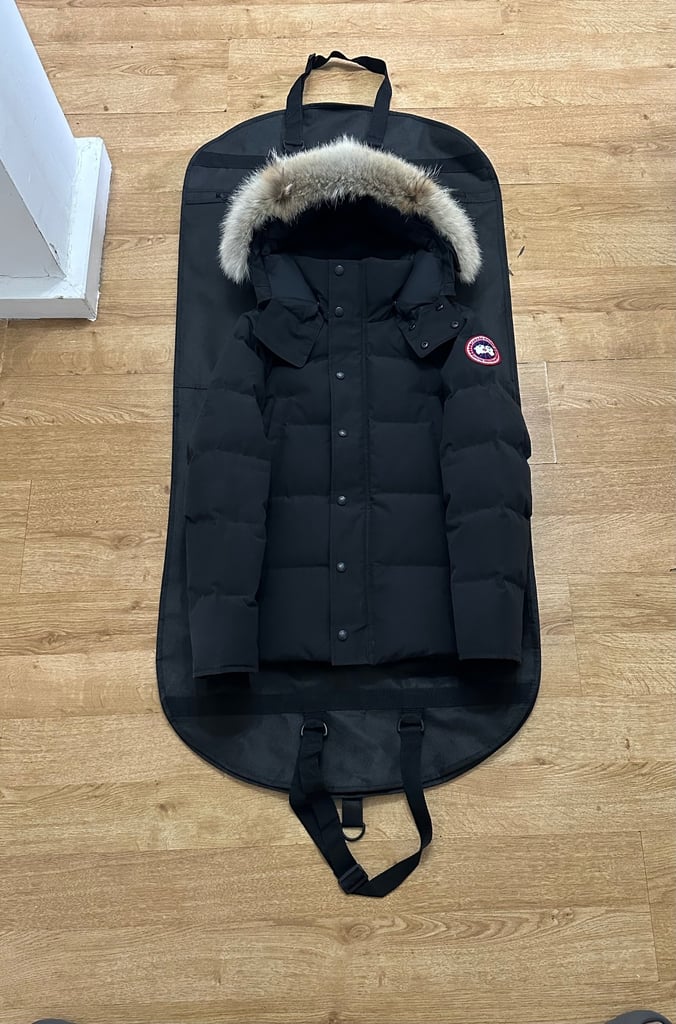 Canada goose Wyndham parka size xs