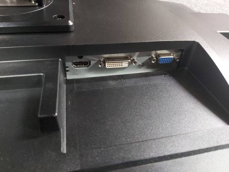 27 inch HDMI IPS monitors in excellent condition with all leads (50 available)