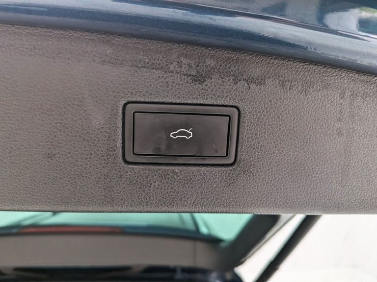 2020 Volkswagen Tiguan 1.5 ELEGANCE TSI DSG 5d 148 BHP 7SP AUTOMATIC ESTATE Estate Petrol Semi Au...