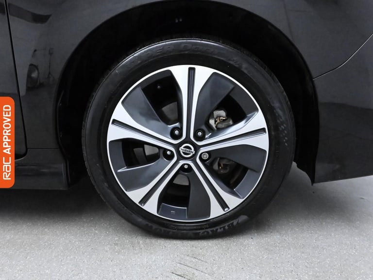 2020 Nissan Leaf 40kWh N-Connecta Hatchback 5dr Electric Auto (150 ps) Hatchback ELECTRIC Automatic